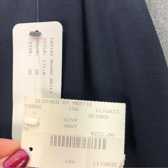 Geiger Collection Ladies Woven Skirt Size 36 - Picture 5 of 12